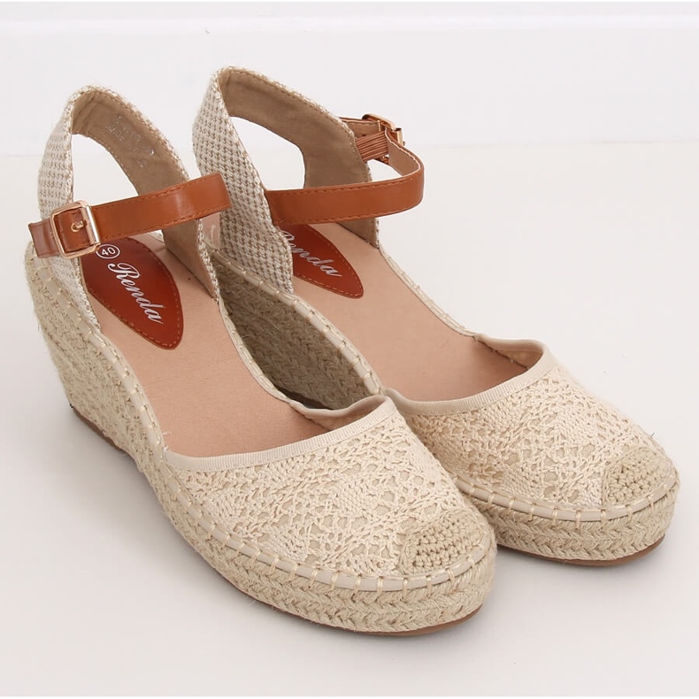 Espadrillit beigellä kiilalla S-819 Beige 1