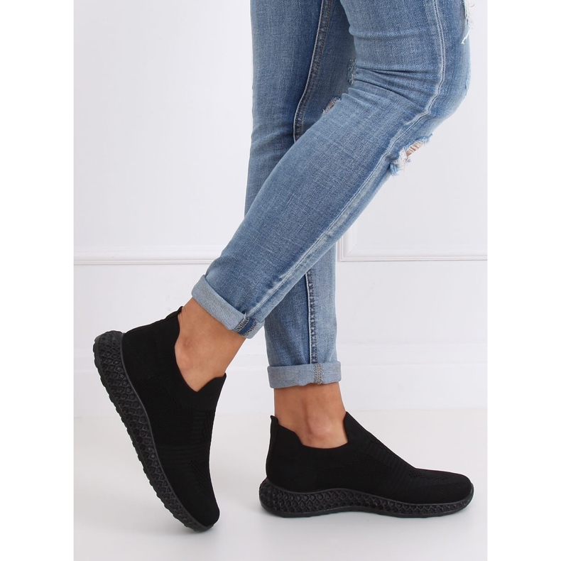 Musta 4388 Mustat urheilukengät 1