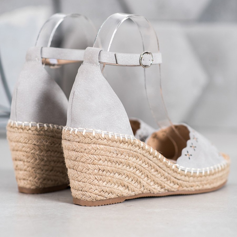 Evento Sandaalit avoimella kuviolla harmaa 2