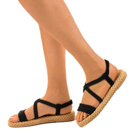 Mustat naisten sandaalit C602 3
