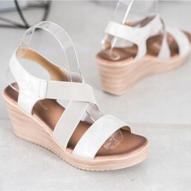 Sea Elves Rento Slip On Sandaalit beige hopea 1