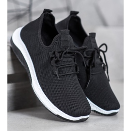 SHELOVET Mustat harjakengät 1