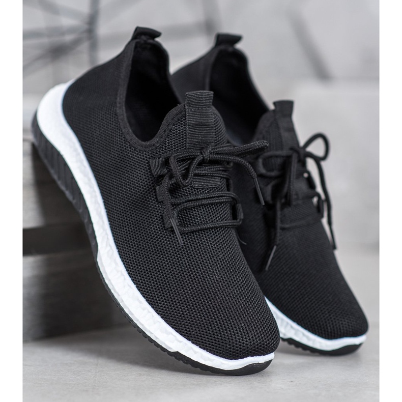 SHELOVET Mustat harjakengät 1