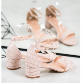 Small Swan Mukavat sandaalit matalalla pylväällä beige 1