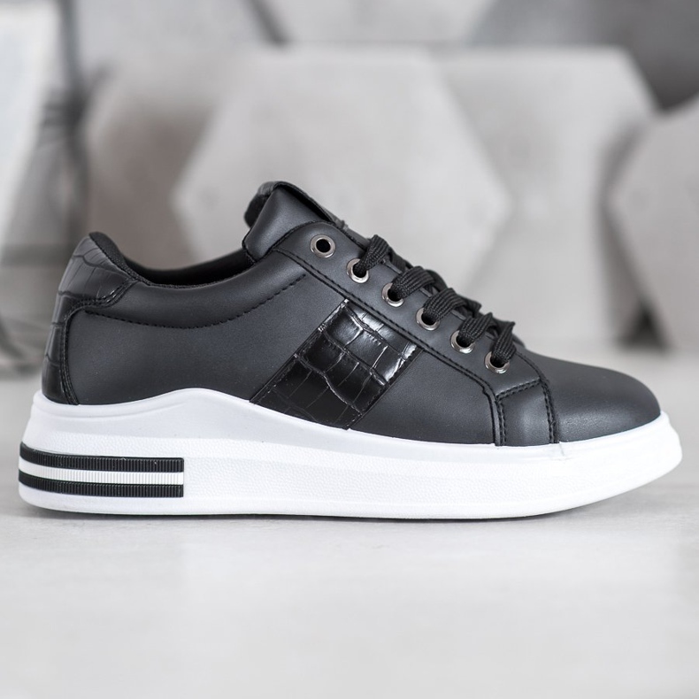 Weide Mustat urheilukengät 2