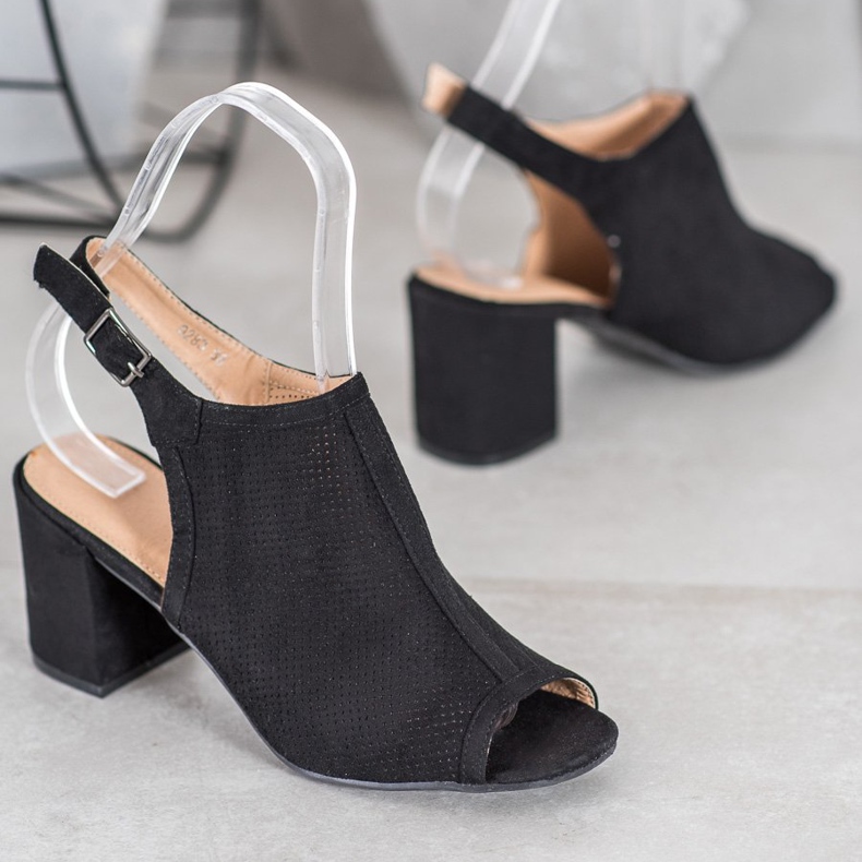 SHELOVET Klassiset suljetut sandaalit musta 1