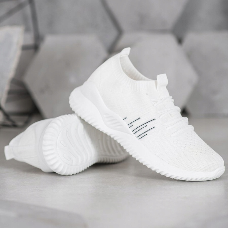 MCKEYLOR avoimet kengät valkoinen 2