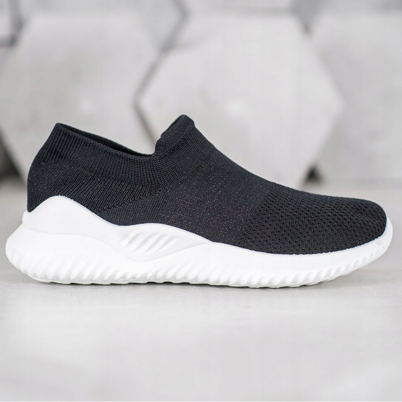 MCKEYLOR Urheilutossut musta 1