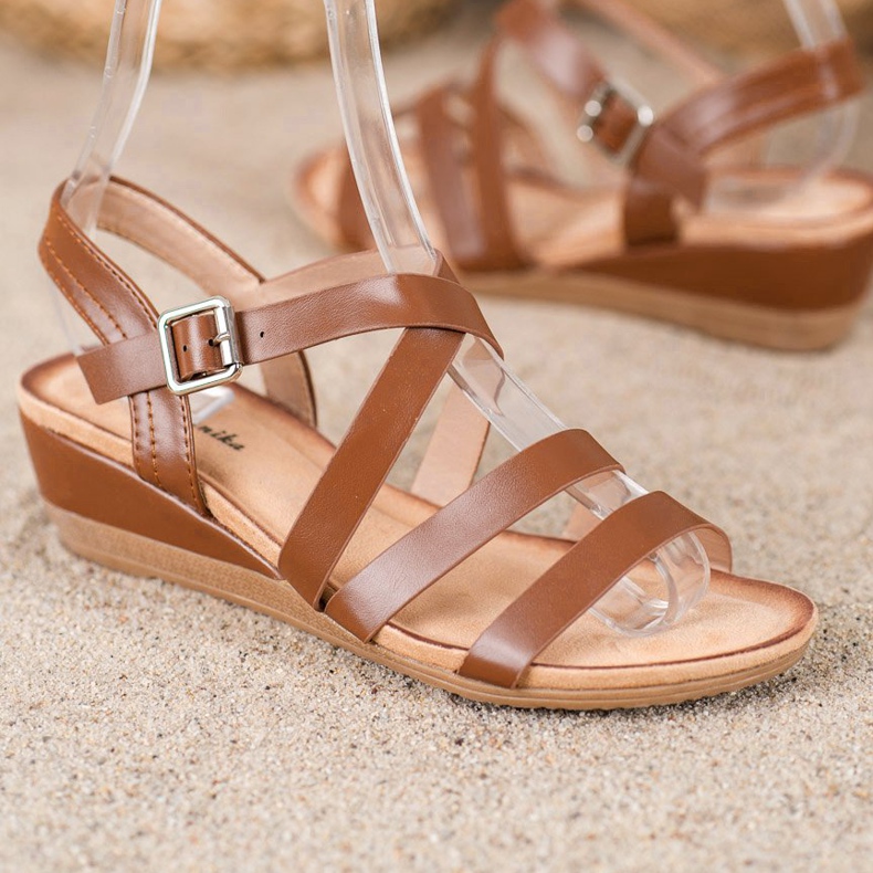 Mannika Rento kiilakengät ruskea 2