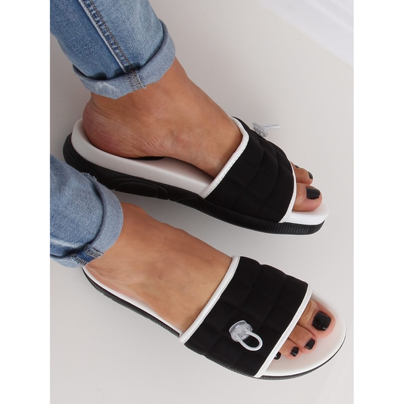 Mustat naisten mustat tohvelit G-338 Musta 1