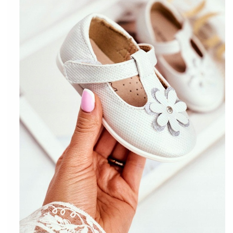 Apawwa Lasten ballerinat tarranauhalla, hopea Antrela harmaa 1