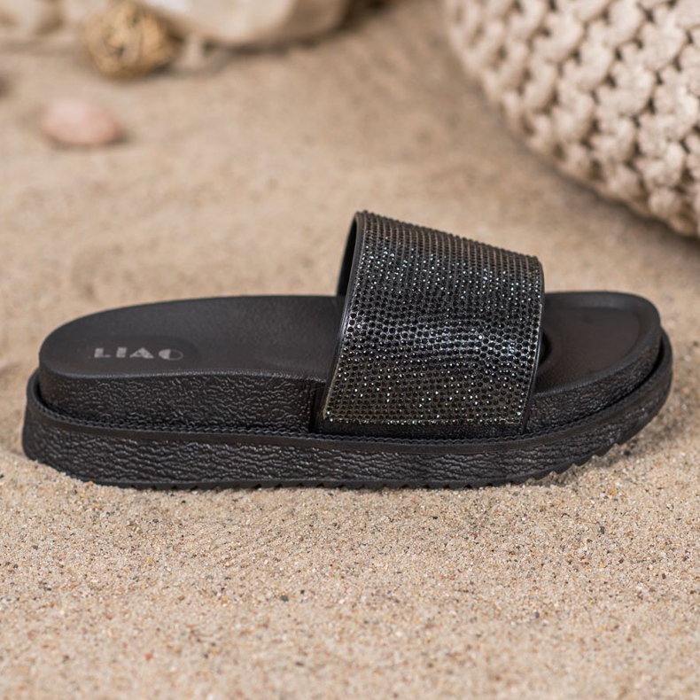 SHELOVET Tossut korkealla alustalla musta 2