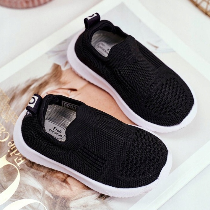 Apawwa Urheilulliset lasten kengät Slip-On Black Eltros musta 2
