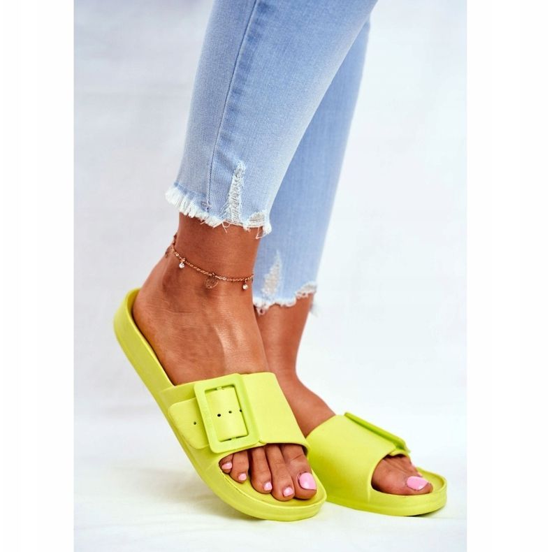 Naisten tossut Big Star, jossa vihreä solki FF274A390 1