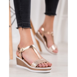 SHELOVET Kultaiset kiilat Eco -nahkaa kultainen 2