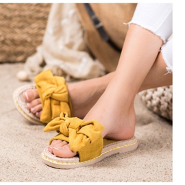 Anesia Paris Tyylikkäät mokkanahkatossut keltainen 2