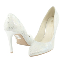 Espinto Pumput hohtavat C-456/96 valkoinen monivärinen 3