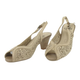 Caprice avoimet nahkasandaalit 29606 beige 2