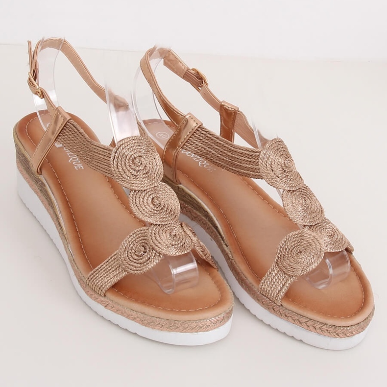 Champagne naisten sandaalit L6628 Champagne monivärinen 1