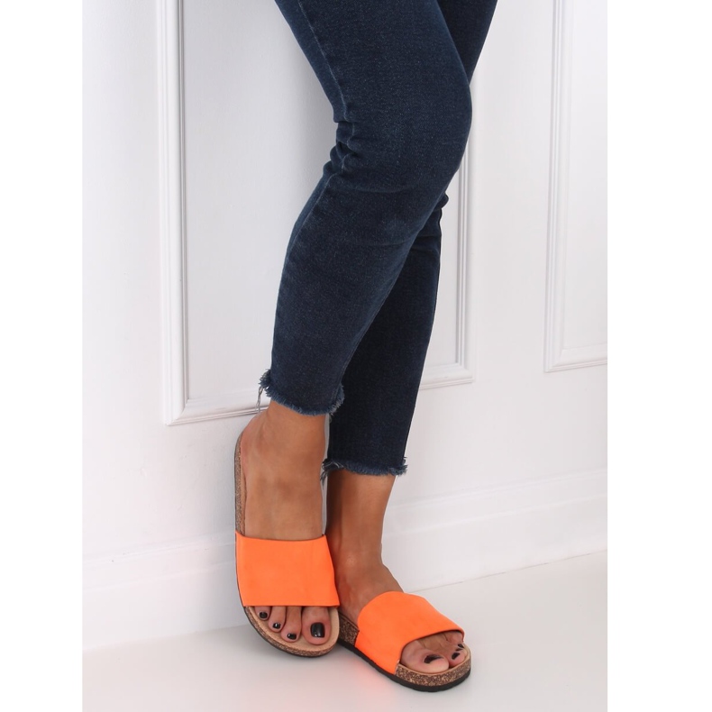 Oranssi G-572 Oranssi korkkipohjallinen 1