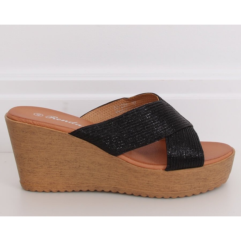 Musta Musta tossut 10-235 Musta 2