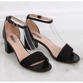 Mustat korkokengät sandaalit 8160 Musta 2