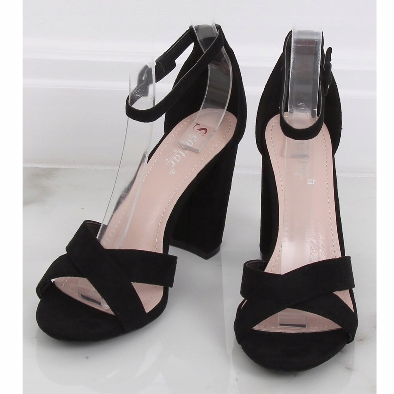 Mustat sandaalit postitse TU133P Black 1