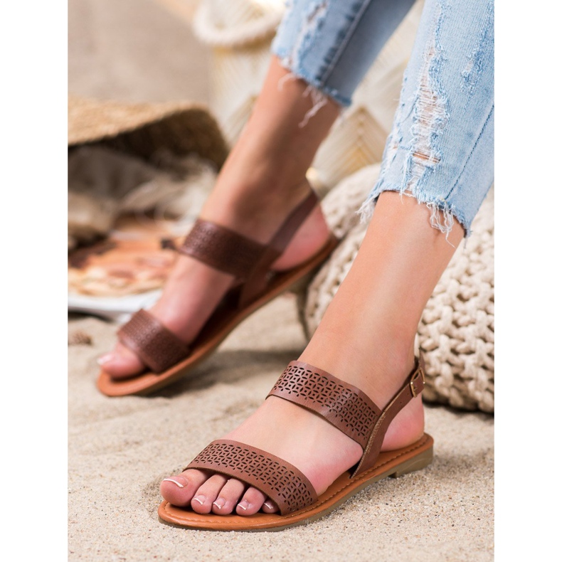 Mannika Avoimet sandaalit ruskea 1