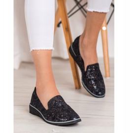 Goodin Hohtavat mustat herrat 1