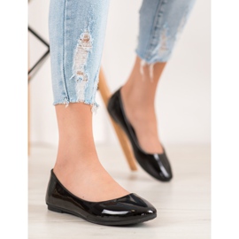 Comer Lakatut ballerinat musta 1