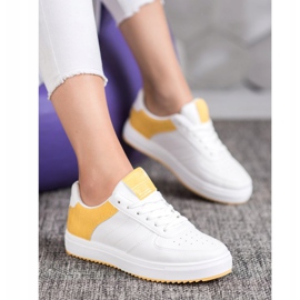 SHELOVET Tyylikkäät kengät alustalla valkoinen 2