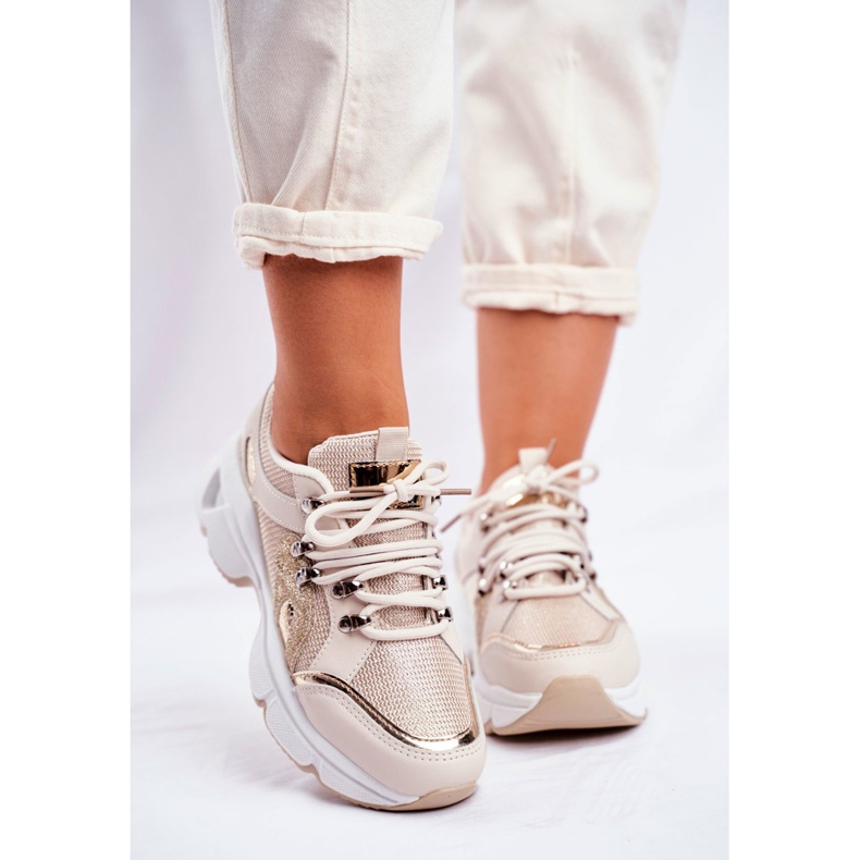 SEA Naisten Pekingin kultaiset urheilukengät kultainen 2