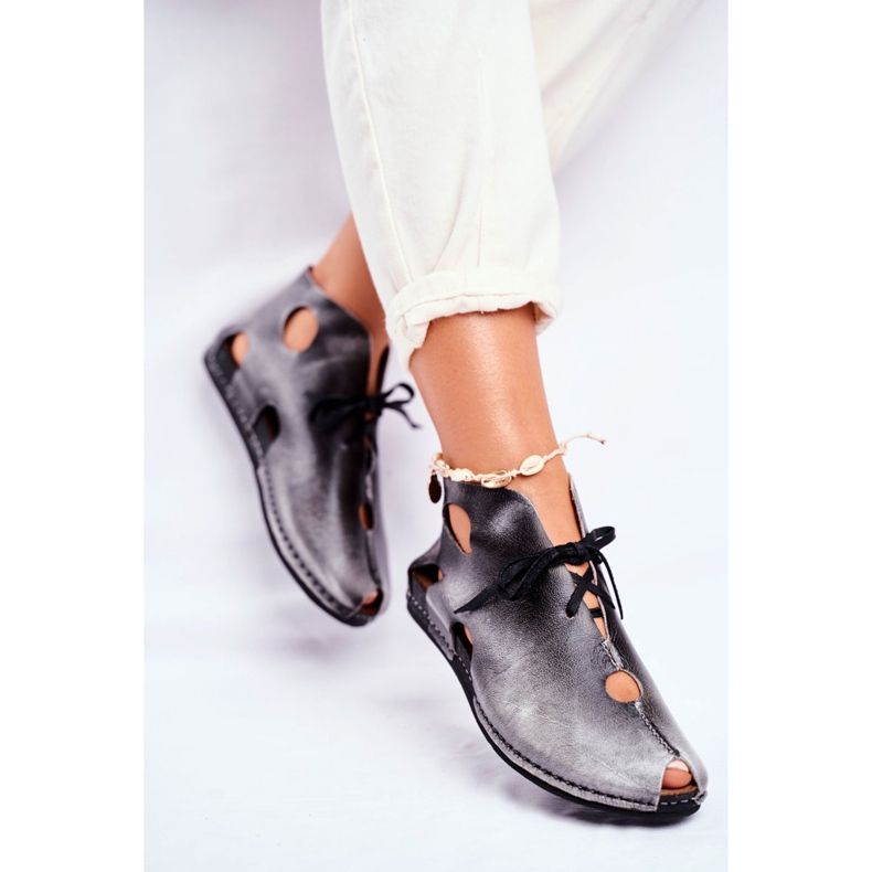 Naisten Brogues Maciejka Popiel 03426-03 harmaa 2