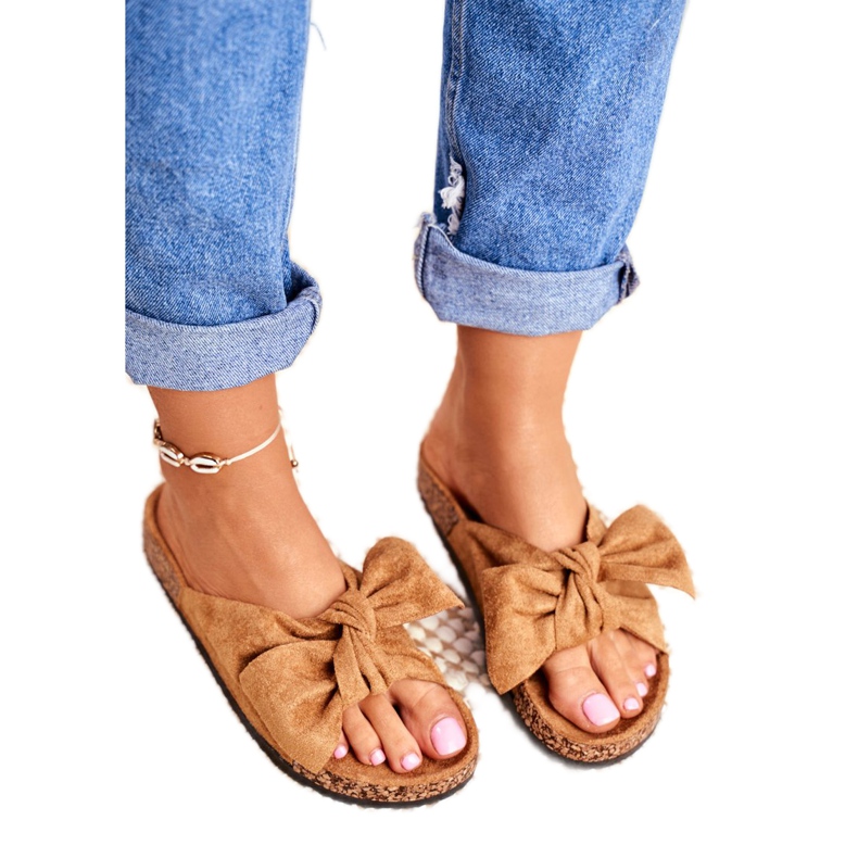 NFR Naisten ruskeat tohvelit, joissa rusetti Wendy Cork 3