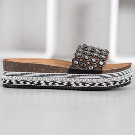 Renda Tossut koristeilla alustalla musta 2