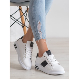 RTX WALK Tennarit mustilla lisäosilla valkoinen musta 1