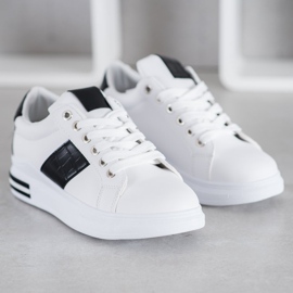 RTX WALK Tennarit mustilla lisäosilla valkoinen musta 2