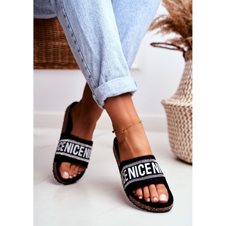 EVE Naisten mustat tohvelit korkissa BeNice -tekojalokivillä 1