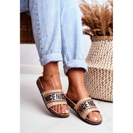 EVento Naisten BeNice Beige -varvassandaalit korkista tekojalokivillä 2