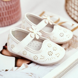 Apawwa Lasten ballerinat tarranauhalla Kwiatuszek, valkoinen 1