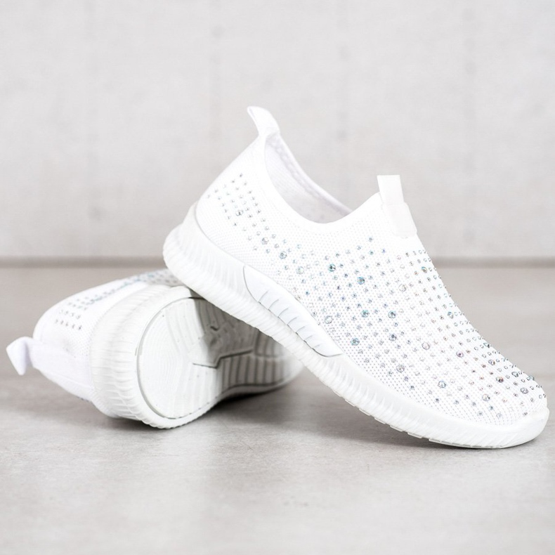 SHELOVET Valkoiset kengät kristalleilla valkoinen 2