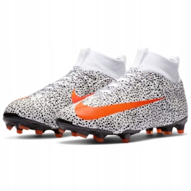 Nike Mercurial Superfly 7 Academy CR7 FG / MG Jr CV3182-180 jalkapallokengät monivärinen valkoinen 1