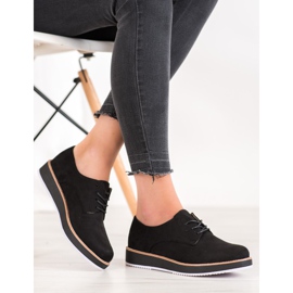 Seastar Mustat herkut 1