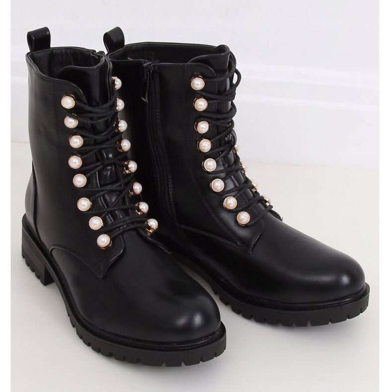 Mustat työkengät NC977 musta 1