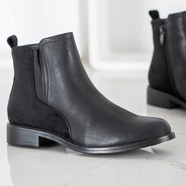 J. Star Tyylikkäät mustat saappaat 1