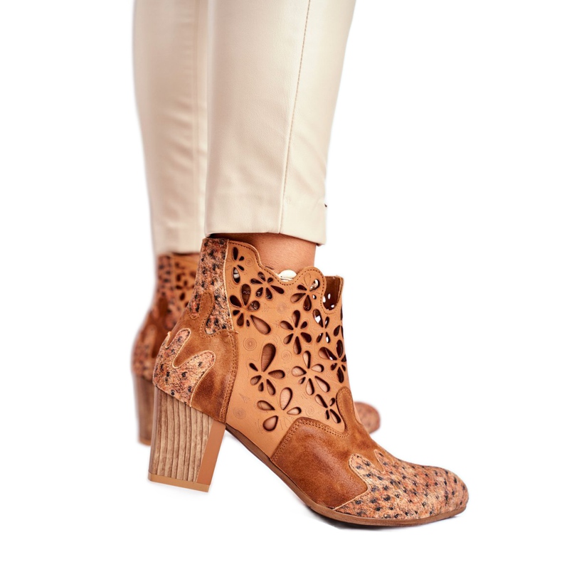 Naisten saappaat korkokenkiä Maciejka Spring Red 04369-29 beige monivärinen 1