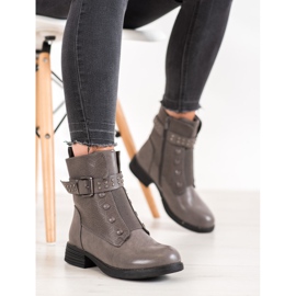 J. Star Harmaat saappaat, joissa kuminauha 2