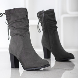 J. Star Korkeat harmaat saappaat 1