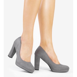 Harmaat mokkapumput LEI-169-pylväässä 2