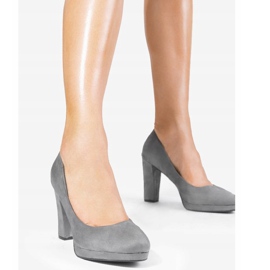 Harmaat mokkapumput LEI-169-pylväässä 1